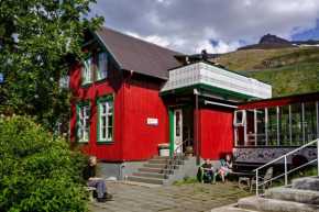 Hafaldan HI Hostel - Old Hospital Building